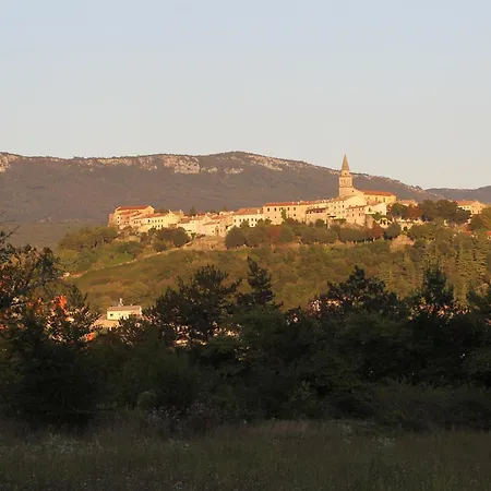 Boutique Vela Vrata 4* Buzet