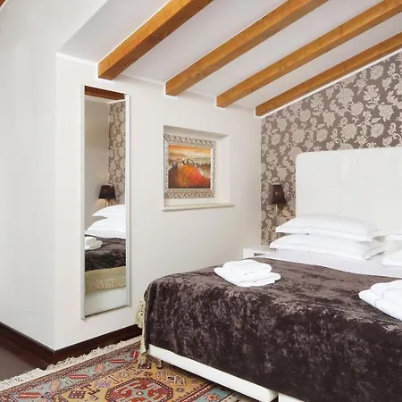 Boutique Vela Vrata 4*