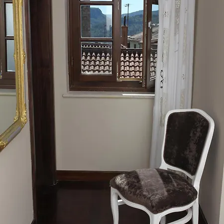 Boutique Vela Vrata 4* Buzet
