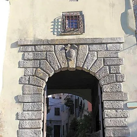 Boutique Vela Vrata 4*