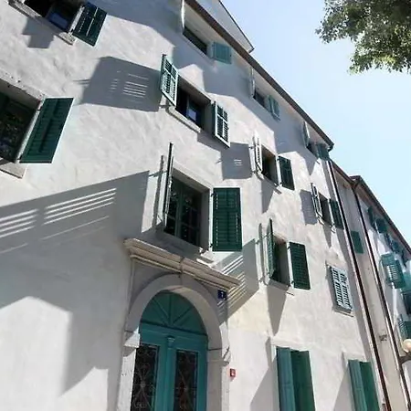 Hotel Boutique Vela Vrata 4*