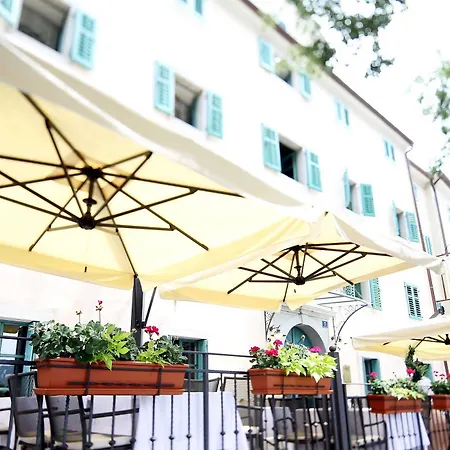 Boutique Vela Vrata 4* Buzet