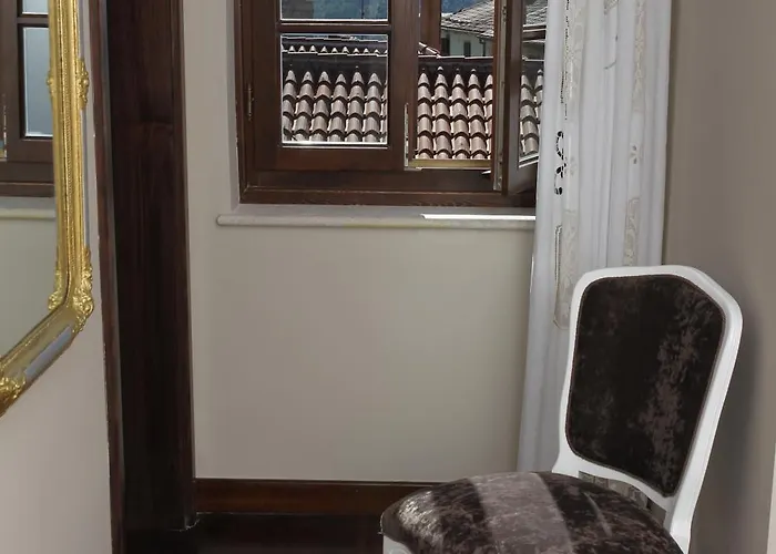 维拉吾拉塔精品酒店 4* 布泽特