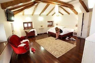 维拉吾拉塔精品酒店