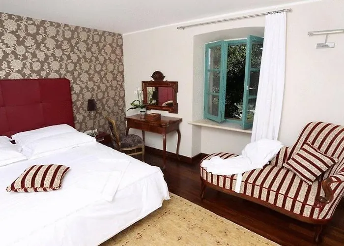 维拉吾拉塔精品酒店